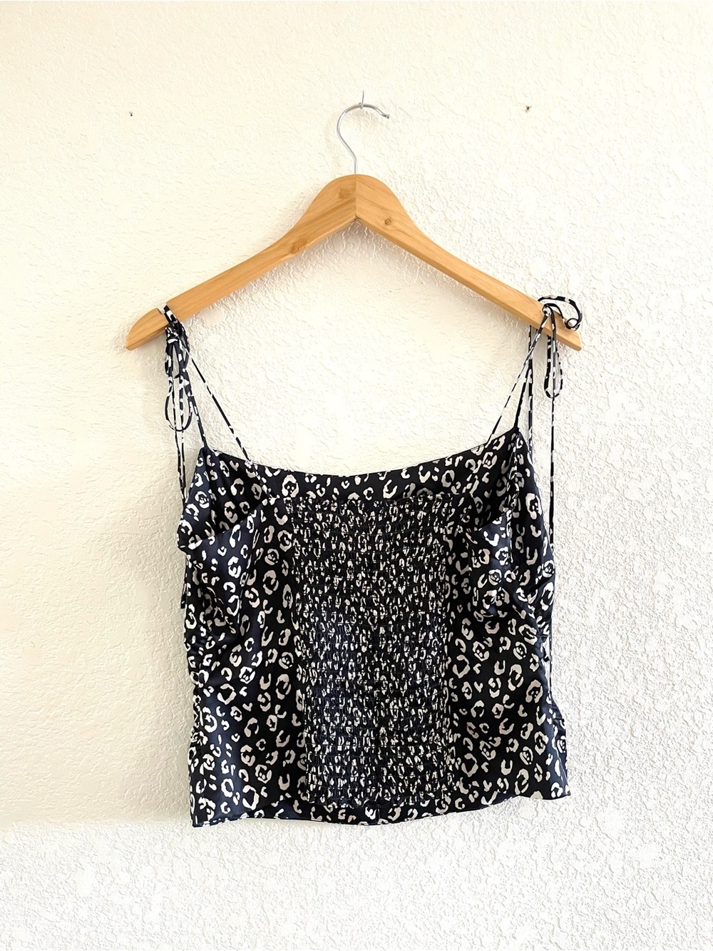 Reformation Lucrezia Black Leopard 100% Silk Tie Cami Crop Top Size 12 - Picture 5 of 10